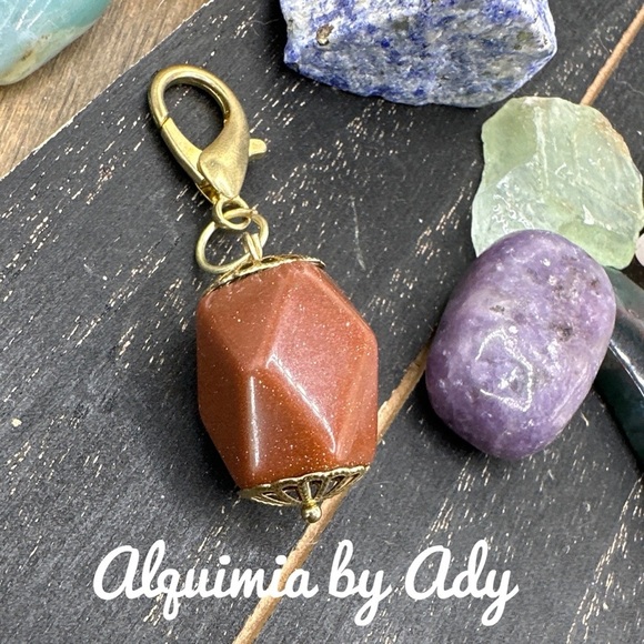 Chunky sunstone gold  key card holder/keychain/good luck amulet - Picture 1 of 5